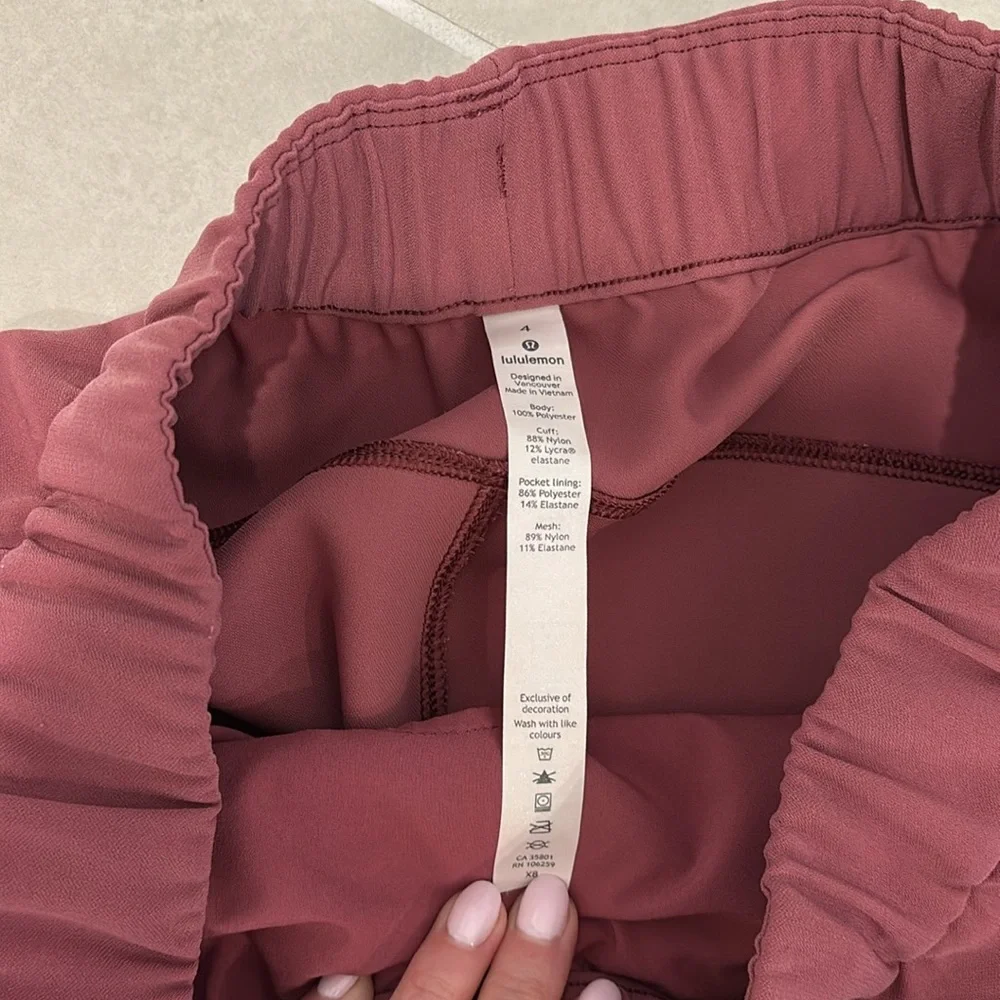 Lululemon Jogger - Picture 5 of 7